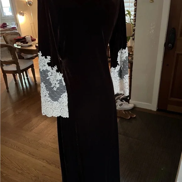 Vintage Jonquil By Diane Samandi Chocolate Brown Velvet Robe Champagne Lace